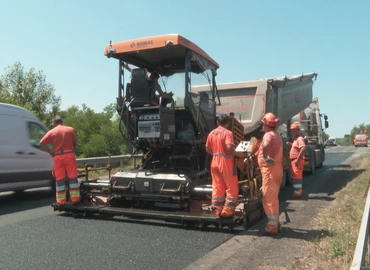 Teljes burkolatcserét végeztek a szakemberek a 7-es főúton, közvetlenül Nagykanizsa határában