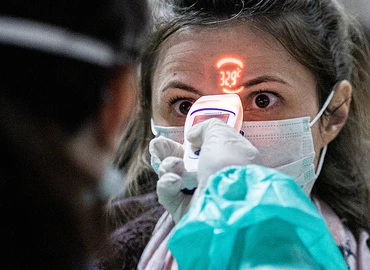 Koronavírus - Meghalt 12 beteg, 81-gyel nőtt a fertőzöttek száma Magyarországon