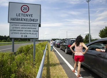 Jövőre már kuna helyett eurót kell váltanunk, ha Horvátországba megyünk nyaralni