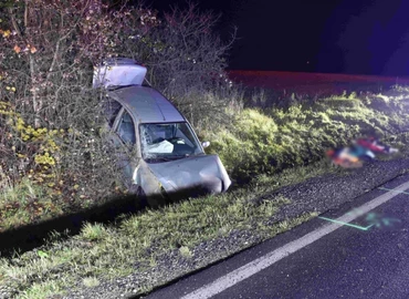 Balkanyar után árokba csapódott egy kisrécsei sofőr a 61-esen 