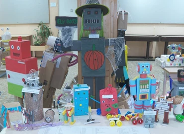 Robotokat készítettek a Hevesi Sándor Általános Iskola alsó tagozatos kisdiákjai