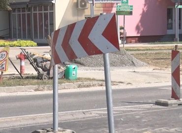 Kisebb közlekedési káosz alakult ki ma reggelre a belvárosban