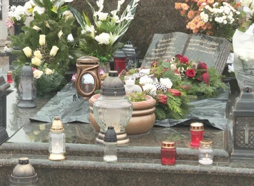 Rengetegen voltak a temetőkben Nagykanizsán és környékén a hosszú hétvégén 