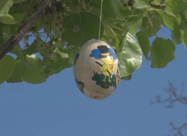 Leszedték az első Húsvét-sziget díszeit 