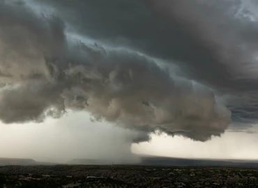 Hevesebb zivatarokra figyelmeztet a meteorológia